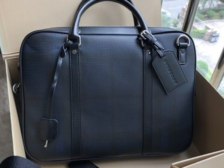 Envy Hold - Burberry Bags - 1115 Sale