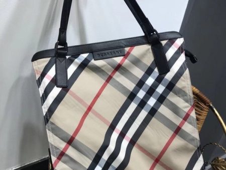 Envy Hold - Burberry Bags - 1110 For Cheap