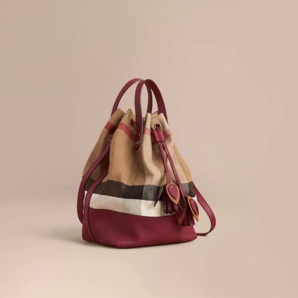 Envy Hold - Burberry Bags - 1361 on Sale